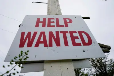 US jobs report: Hiring slows amid uncertainty over economy