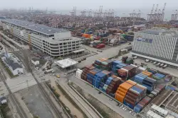 China Says It Is Open to Tariff Talks With the U.S. — but Only Under Certain Conditions
