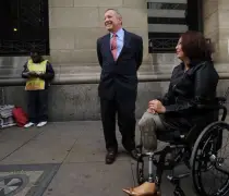 Political roundabout: Duckworth's Senate pick, GOP on JB's future, Dems plan a human chain